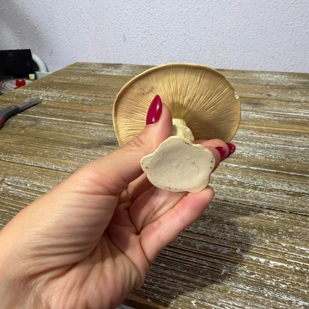 N/A vintage ceramic